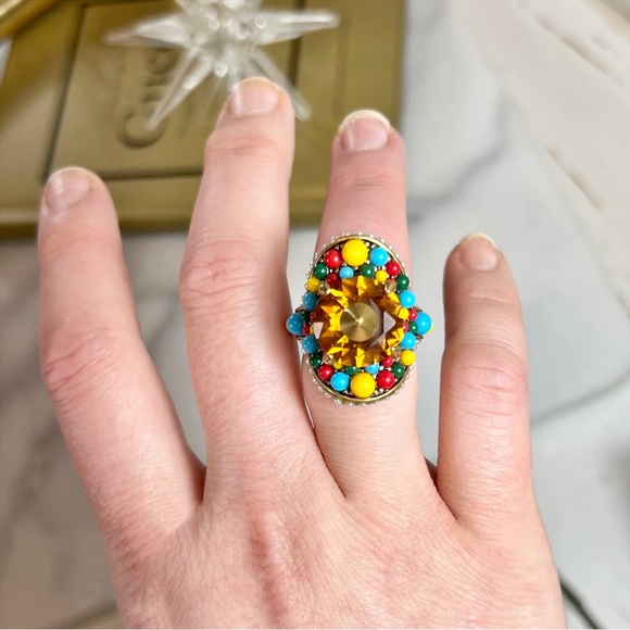 |SOLD| Gucci Pearl, Crystal & Multicolor Bead Embellished Cocktail Ring - Picture 11 of 16